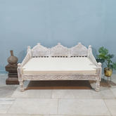 Handmade Indian Furniture Solid Mango Wood Carved Daybed Sofa Seat With Mattress
